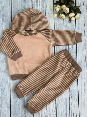 Купить оптом 117. Костюм ясельный, 80% хлопок, 20% ПЭ 80-86-92 в Выборге